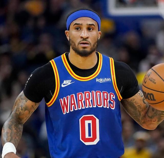 神情略显遗 神情略显遗