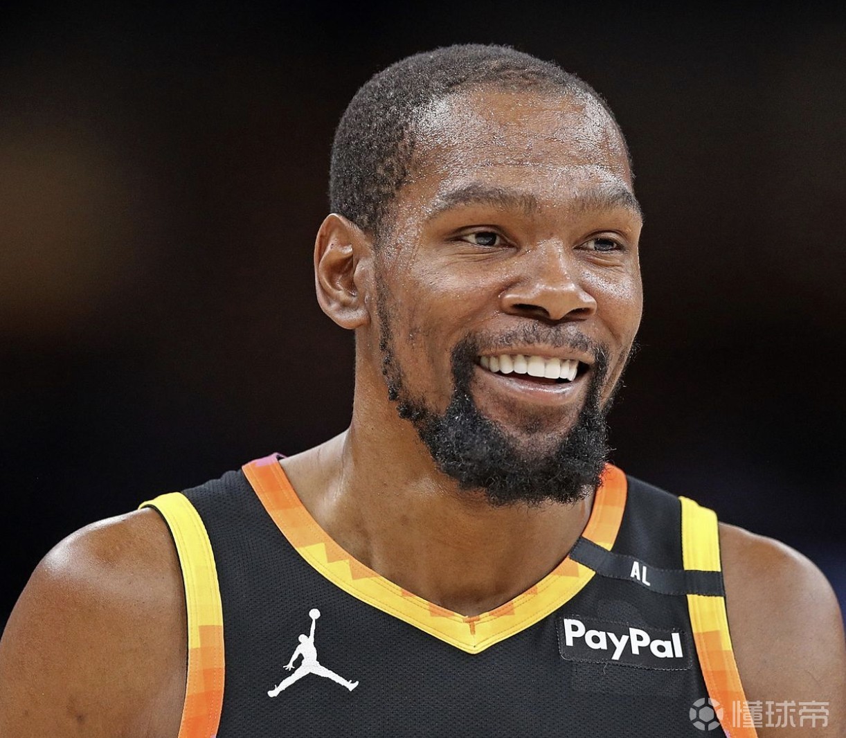 尔同样为球 尔同样为球