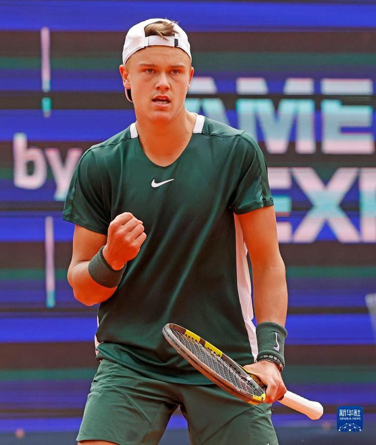 给爷整笑了 给爷整笑了